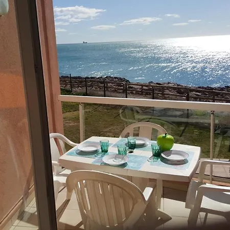 Studio 4 Personnes Front De Mer Et Piscine Sète