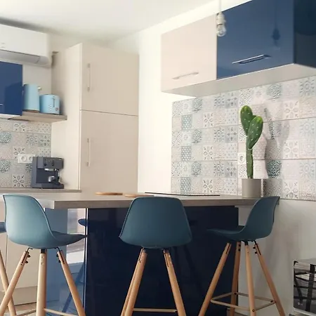 Studio 4 Personnes Front De Mer Et Piscine